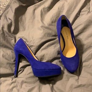 Gianni Bini blue pumps